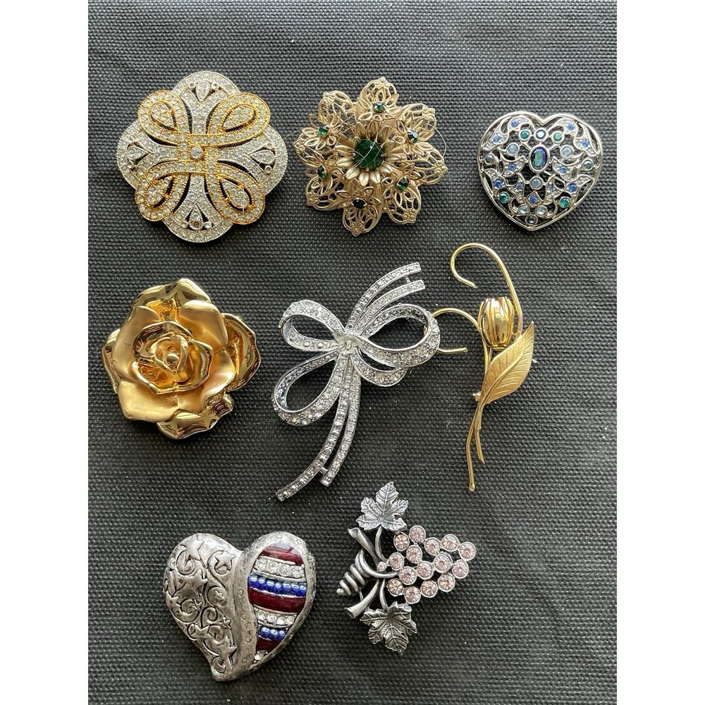Lot Of 8 Vintage To Modern Brooch Pins Some Signed Gold & Silver Tone - Picture 9 of 9